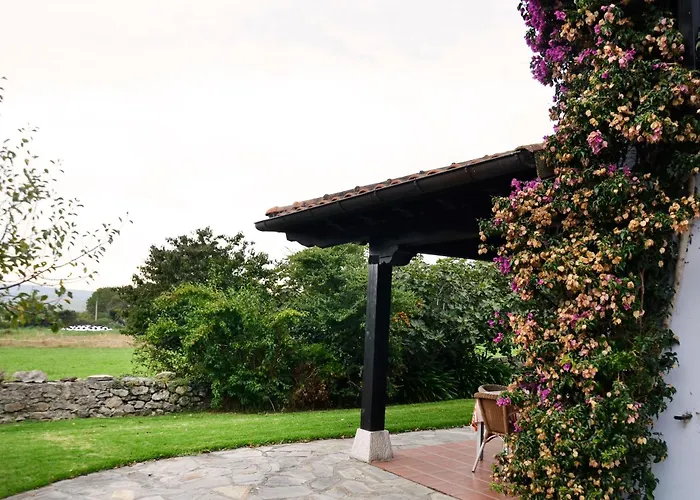 Prázdninový dům Casa Oceano Con Jardin En Noja, Isla,