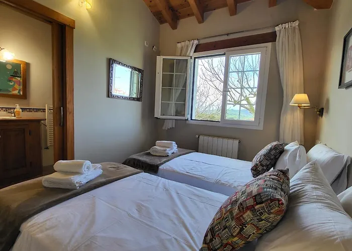 Casa Oceano Con Jardin En Noja, Isla, בית נופש *