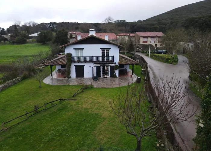 Casa Oceano Con Jardin En Noja, Isla, * ארנוארו