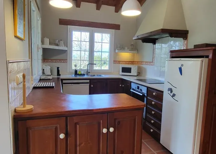 Casa Oceano Con Jardin En Noja, Isla, בית נופש *